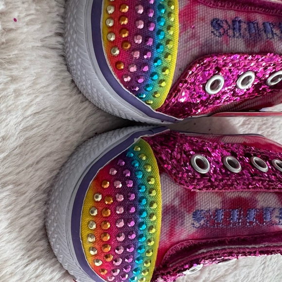Brand new girls size 5 Twinkle toes from Skechers - Picture 2 of 7
